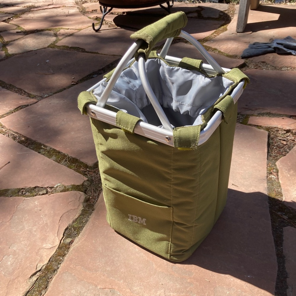 Picnic time metro canvas olive Picnic tote basket